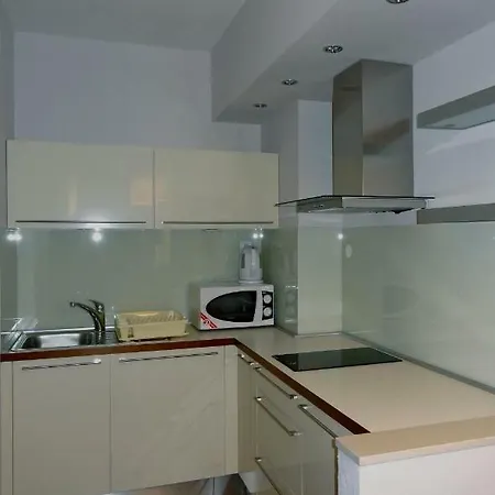 Ruza Appartamento Makarska